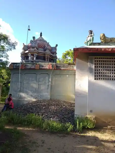 Arulmigu Mariyamman Temple, Mulapakkam - 609314 அருள்மிகு மாரியம்மன் திருக்கோயில், Mayiladuthurai - 609314, Mayiladuthurai - Ancient Temple Architecture and History Image 3