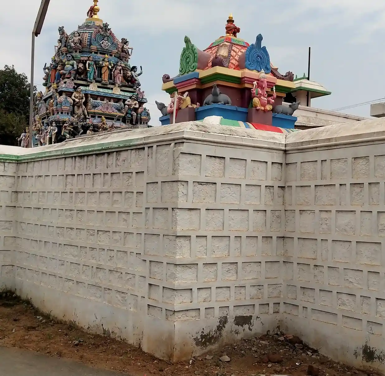 Arulmigu Mariyamman Temple, Nanjai Idaiyar - 638182 அருள்மிகு மாரியம்மன் திருக்கோயில், நஞ்சை இடையர் - 638182, Namakkal - Ancient Temple Architecture and History Image 3