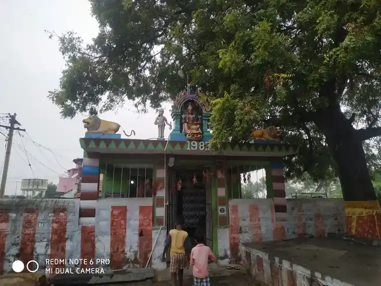 Arulmigu Mariyamman Temple, Nayinaarpalaiyam - 604301 அருள்மிகு மாரியம்மன் திருக்கோயில், Nayinaarpalaiyam - 604301, Kallakurichi - Ancient Temple Architecture and History Image 2