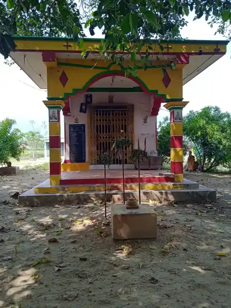 Arulmigu Mariyamman Temple, Obilinayakanhalli - 635303 அருள்மிகு மாரியம்மன் திருக்கோயில், Obilinayakanhalli - 635303, Dharmapuri - Ancient Temple Architecture and History Image 2