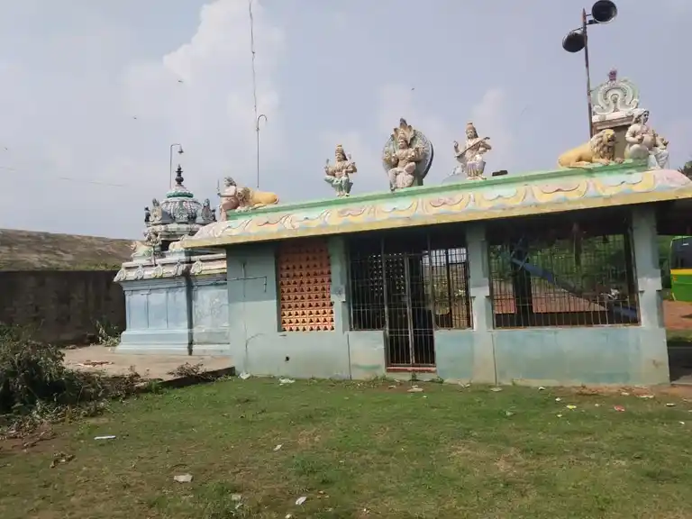 Arulmigu Mariyamman Temple, Padugai, Muthalaimedu - 609101 Arulmigu Mariyamman டெம்ப்லே, Padugai, Sirkazhi - 609101, Mayiladuthurai - Ancient Temple Architecture and History Image 2