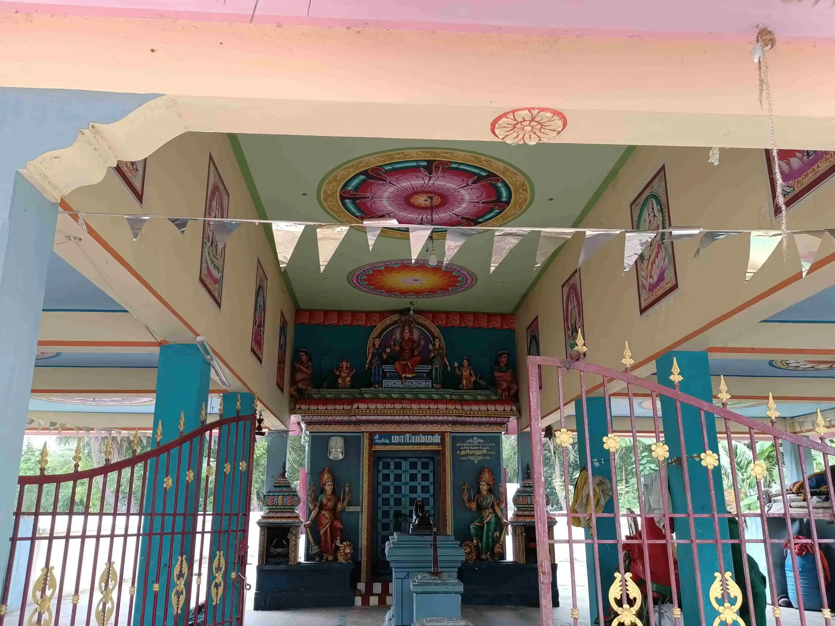 Arulmigu Mariyamman Temple, Palaiyapalayam - 609101 அருள்மிகு மாரியம்மன் திருக்கோயில், Sirkali - 609101, Mayiladuthurai - Ancient Temple Architecture and History Image 4