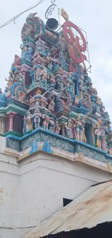 Arulmigu Mariyamman Temple, Paramathi To Tiruchengodu Road, Pandamangalam - 637208 அருள்மிகு மாரியம்மன் மற்றும் பகவதியம்மன் திருக்கோயில், பரமத்தி திருச்செங்கோடு சாலை, பாண்டமங்களம் - 637208, Namakkal - Ancient Temple Architecture and History Image 3