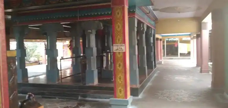 Arulmigu Mariyamman Temple, Paramathi To Tiruchengodu Road, Pandamangalam - 637208 அருள்மிகு மாரியம்மன் மற்றும் பகவதியம்மன் திருக்கோயில், பரமத்தி திருச்செங்கோடு சாலை, பாண்டமங்களம் - 637208, Namakkal - Ancient Temple Architecture and History Image 4