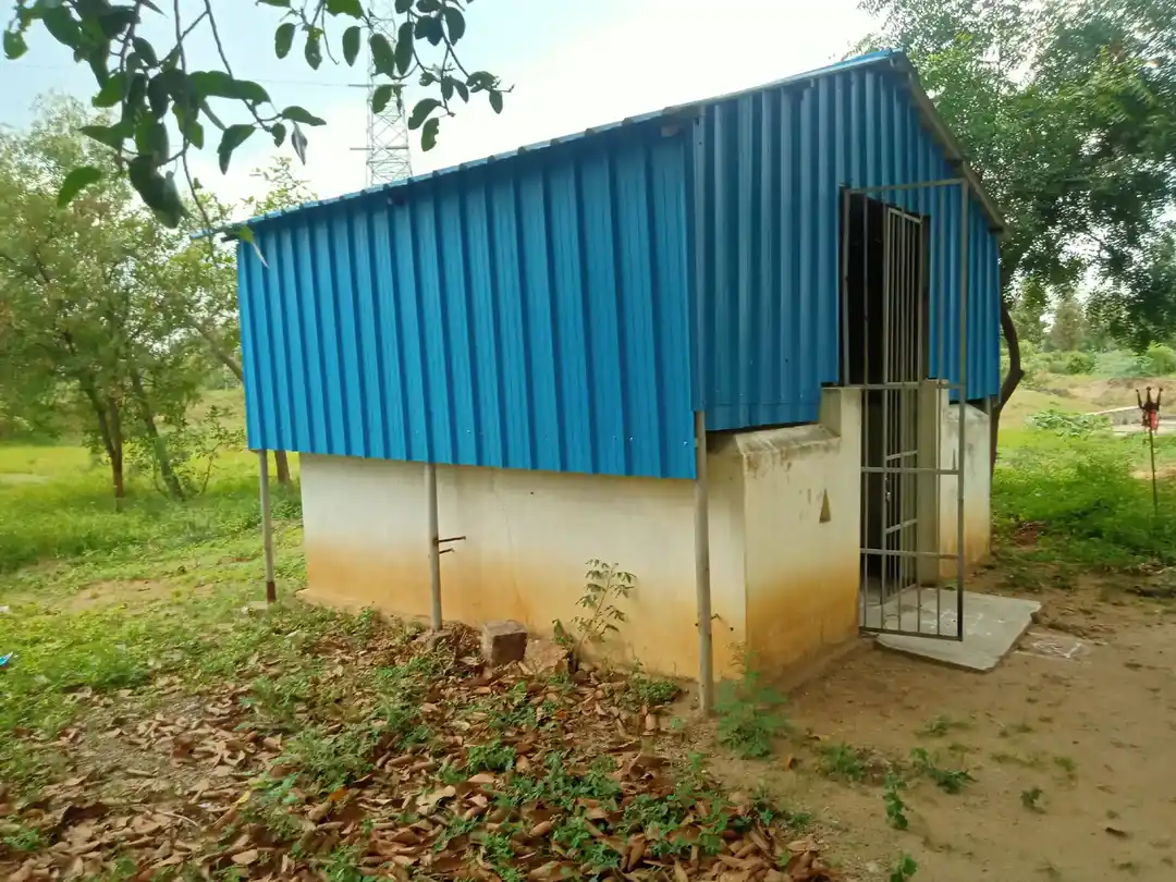 Arulmigu Mariyamman Temple, Pazhaiyasiruvangur - 606206 அருள்மிகு மாரியம்மன் திருக்கோயில், Pazhaiyasiruvangur - 606206, Kallakurichi - Ancient Temple Architecture and History Image 3