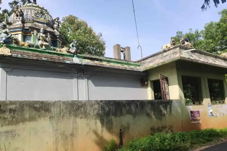 Arulmigu Mariyamman Temple, Pazhavalangudi - 609404 Arulmigu Mariyamman Temple, Pazhavalangudi - 609404, Mayiladuthurai - Ancient Temple Architecture and History Image 3