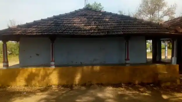 Arulmigu Mariyamman Temple, Periyerippatti, Vedapatty - 636115 அருள்மிகு மாரியம்மன் திருக்கோயில், Periyerippatti, Vedapatty - 636115, Salem - Ancient Temple Architecture and History Image 3