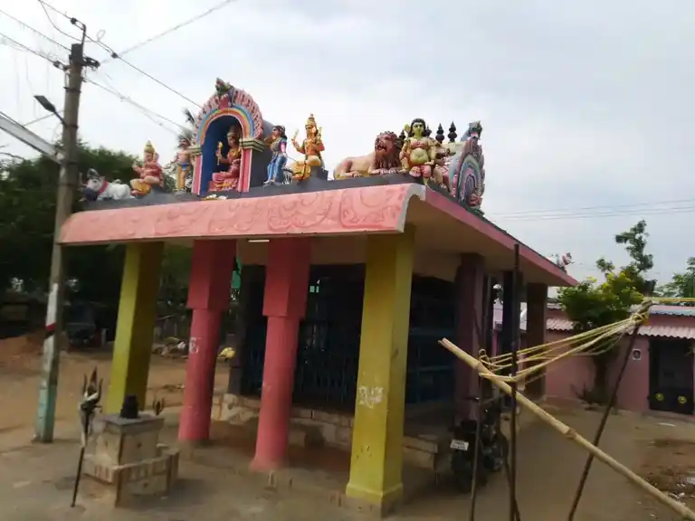 Arulmigu Mariyamman Temple, Peruvalanallur - 621712 ArulmiguMariyamman Temple, Peruvalanallur - 621712, Thiruchirappalli - Ancient Temple Architecture and History Image 2