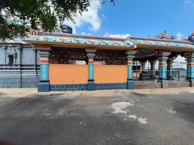 Arulmigu Mariyamman Temple, Pillapalaiyam - 621214 அருள்மிகு மாாியம்மன் திருக்கோயில், பிள்ளாபாளையம் - 621214, Thiruchirappalli - Ancient Temple Architecture and History Image 2