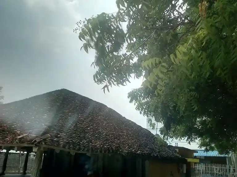 Arulmigu Mariyamman Temple, Poomudaiyanpatti - 621705 Arulmigu Mariyamman Temple, Poomudaiyanpatti - 621705, Ariyalur - Ancient Temple Architecture and History Image 3