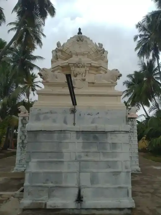 Arulmigu Mariyamman Temple, Punjaithottakkuruchi - 639113 அருள்மிகு மாரியம்மன் திருக்கோயில், Punjaithottakkuruchi - 639113, Karur - Ancient Temple Architecture and History Image 4