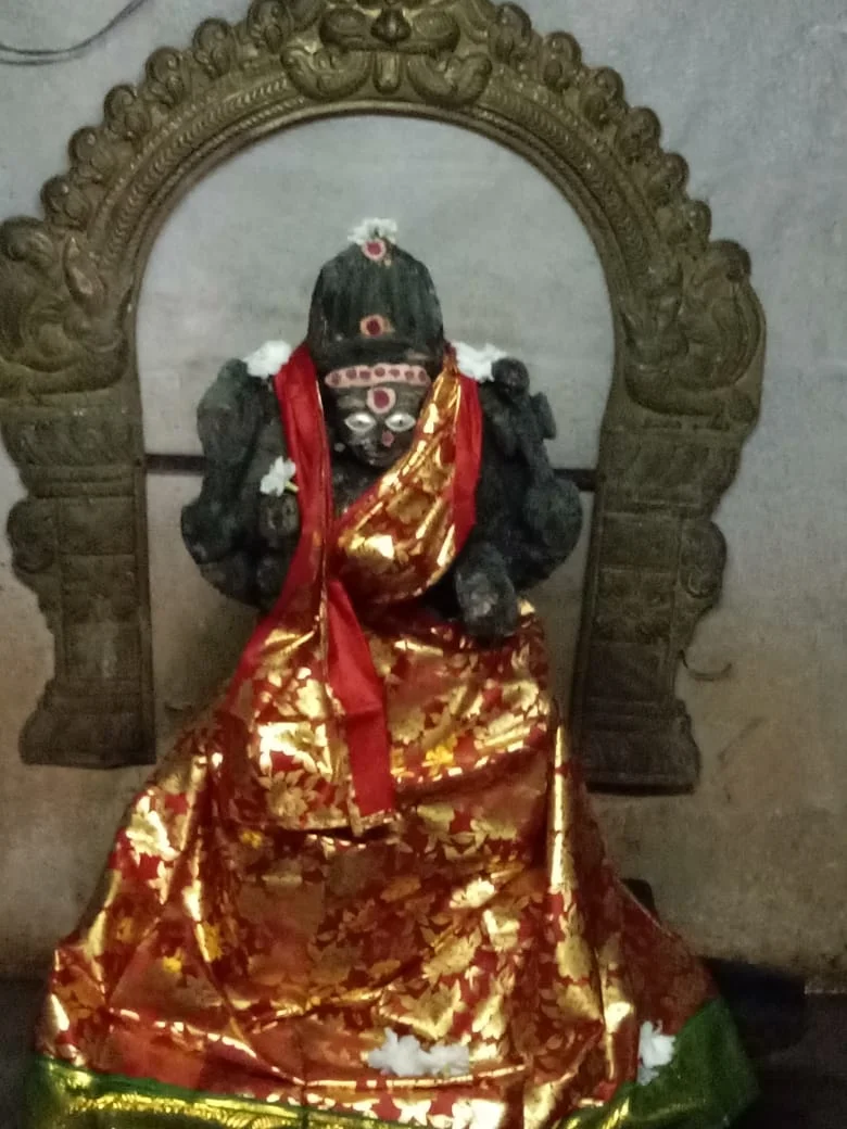 Arulmigu Mariyamman Temple, Punnam, Punnam - 639201 அருள்மிகு மாரியம்மன் திருக்கோயில், புன்னம், Punnam - 639201, Karur - Ancient Temple Architecture and History Image 6