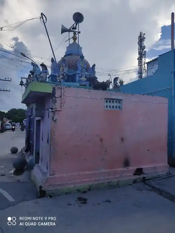 Arulmigu Mariyamman Temple, Sakkarapuram - 604202 அருள்மிகு மாரியம்மன் திருக்கோயில், Sakkarapuram - 604202, Viluppuram - Ancient Temple Architecture and History Image 6