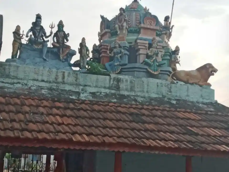 Arulmigu Mariyamman Temple, Sathampadi - 621703 Arulmigu mariyamman Temple, Sathampadi - 621703, Thiruchirappalli - Ancient Temple Architecture and History Image 5