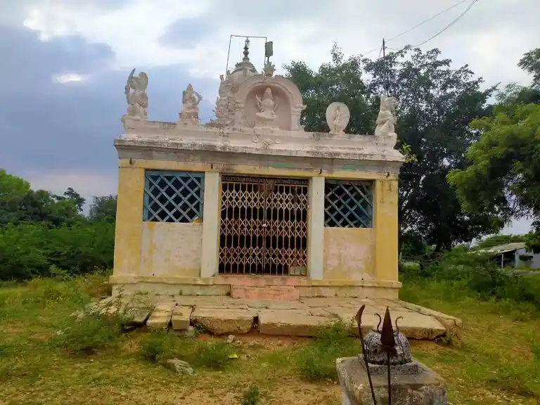 Arulmigu Mariyamman Temple, Sembiyanatham - 621311 அருள்மிகு மாரியம்மன் திருக்கோயில்,  - 621311, Karur - Ancient Temple Architecture and History Image 3