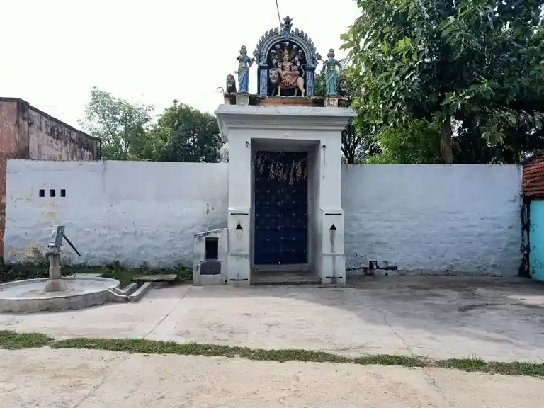 Arulmigu Mariyamman Temple, Sennakunam - 605755 அருள்மிகு மாரியம்மன் திருக்கோயில், Sennakunam - 605755, Viluppuram - Ancient Temple Architecture and History Image 2