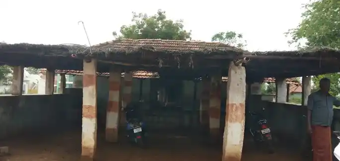 Arulmigu Mariyamman Temple, Sinniyampalayam - 639120 அருள்மிகு மாரியம்மன் திருக்கோயில், Sinniyampalayam - 639120, Karur - Ancient Temple Architecture and History Image 3