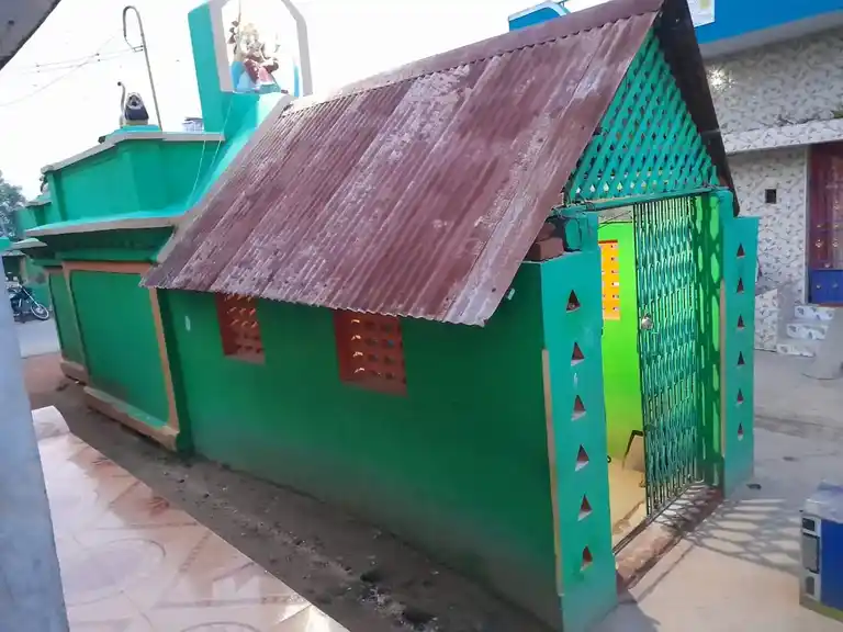 Arulmigu Mariyamman Temple, Soganoor - 632002 அருள்மிகு மாரியம்மன் திருக்கோயில், சோகனூர் - 632002, Ranipet - Ancient Temple Architecture and History Image 2