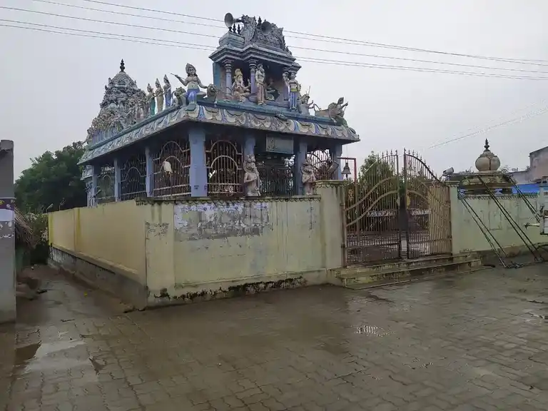 Arulmigu Mariyamman Temple, Sozhapandiyapuram - 605751 அருள்மிகு மாரியம்மன் திருக்கோயில், Sozhapandiyapuram - 605751, Kallakurichi - Ancient Temple Architecture and History Image 2