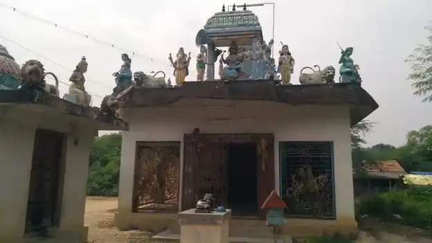 Arulmigu Mariyamman Temple, Sundareswarpuram, Sundareswarpuram - 612903 அருள்மிகு மாரியம்மன் திருக்கோயில், Sundareswarpuram, சுந்தரேசபுரம் - 612903, Ariyalur - Ancient Temple Architecture and History Image 3