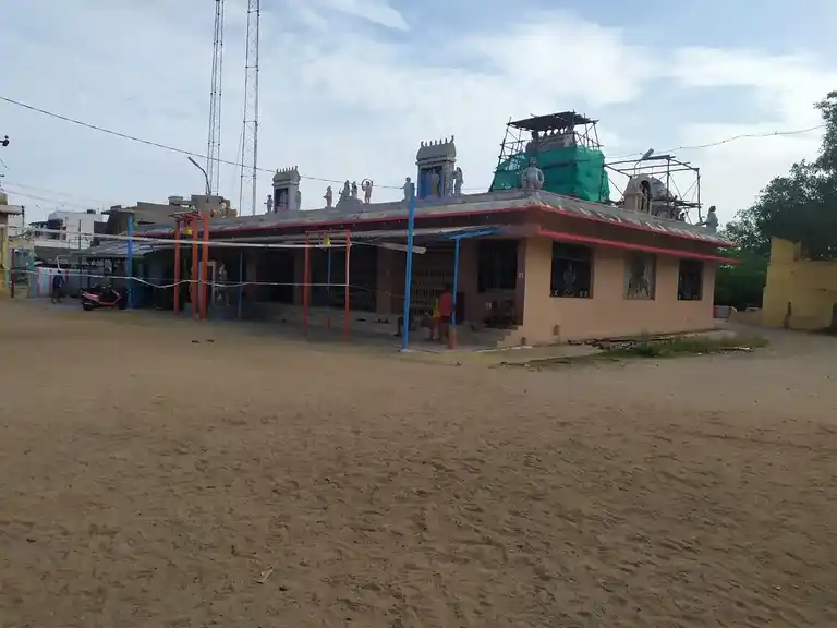 Arulmigu Mariyamman Temple, Suriyampalayam, Tiruchengode - 637209 அருள்மிகு மாரியம்மன் திருக்கோயில், சூரியம்பாளையம், திருச்செங்கோடு - 637209, Namakkal - Ancient Temple Architecture and History Image 4