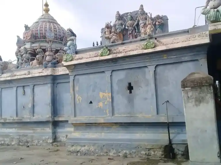 Arulmigu Mariyamman Temple, T.Devanur - 605752 அருள்மிகு மாரியம்மன் திருக்கோயில், T.Devanur - 605752, Viluppuram - Ancient Temple Architecture and History Image 4