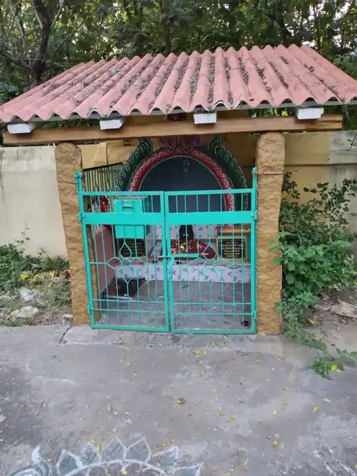 Arulmigu Mariyamman Temple, T.Edaiyar - 605803 அருள்மிகு மாரியம்மன் திருக்கோயில், T.Edaiyar - 605803, Viluppuram - Ancient Temple Architecture and History Image 4