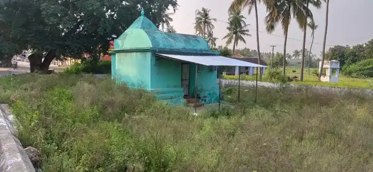 Arulmigu Mariyamman Temple, Tenkaraikottai - 636904 அருள்மிகு மாரியம்மன் திருக்கோயில், Tenkaraikottai - 636904, Dharmapuri - Ancient Temple Architecture and History Image 2