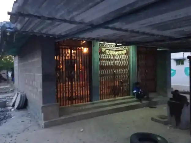 Arulmigu Mariyamman Temple, Thirumalaipatti - 637404 அருள்மிகு மாரியம்மன் திருக்கோயில், Thirumalaipatti - 637404, Namakkal - Ancient Temple Architecture and History Image 3