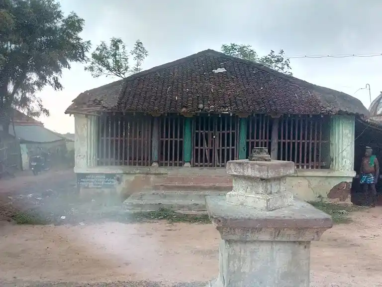 Arulmigu Mariyamman Temple, Udaivartheeyanoor - 621901 அருள்மிகு மாரியம்மன் திருக்கோயில், Udaivartheeyanoor - 621901, Ariyalur - Ancient Temple Architecture and History Image 4