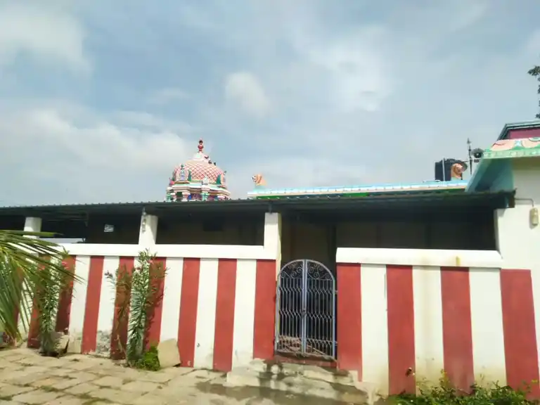 Arulmigu Mariyamman Temple, Uthur - 611002 அருள்மிகு மாரியம்மன் திருக்கோயில், Uthur - 611002, Nagapattinam - Ancient Temple Architecture and History Image 4