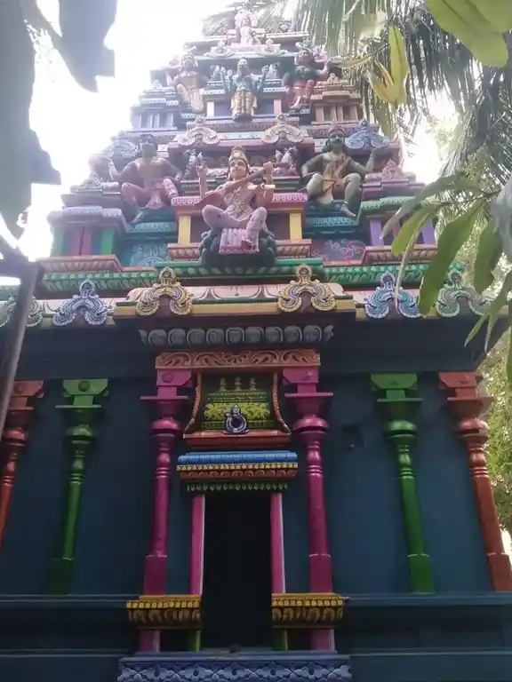 Arulmigu Mariyamman Temple, V.Marudhur, Villupuram - 605602 அருள்மிகு ஏழைமாரியம்மன் திருக்கோயில், வி.மருதூர், விழுப்புரம் - 605602, Viluppuram - Ancient Temple Architecture and History Image 2