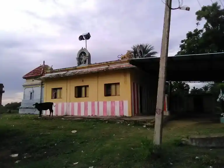 Arulmigu Mariyamman Temple, Vadakadambangudi - 611104 அருள்மிகு மாரியம்மன் திருக்கோயில், Vadakadambangudi - 611104, Nagapattinam - Ancient Temple Architecture and History Image 3
