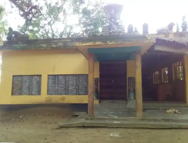 Arulmigu Mariyamman Temple, Vadakaravayal - 612803 அருள்மிகு மாரியம்மன் திருக்கோயில், நீடாமங்கலம், வடகாரவயல் - 612803, Thiruvarur - Ancient Temple Architecture and History Image 6