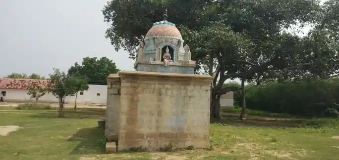 Arulmigu Mariyamman Temple, Vayaloor - 639119 அருள்மிகு மாரியம்மன் திருக்கோயில், Vayaloor - 639119, Karur - Ancient Temple Architecture and History Image 2