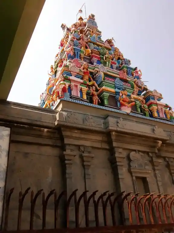 Arulmigu Mariyamman Temple, Vellapatti - 621211 அருள்மிகு மாரியம்மன் திருக்கோயில், வெள்ளாளப்பட்டி, வெள்ளாளப்பட்டி - 621211, Thiruchirappalli - Ancient Temple Architecture and History Image 2