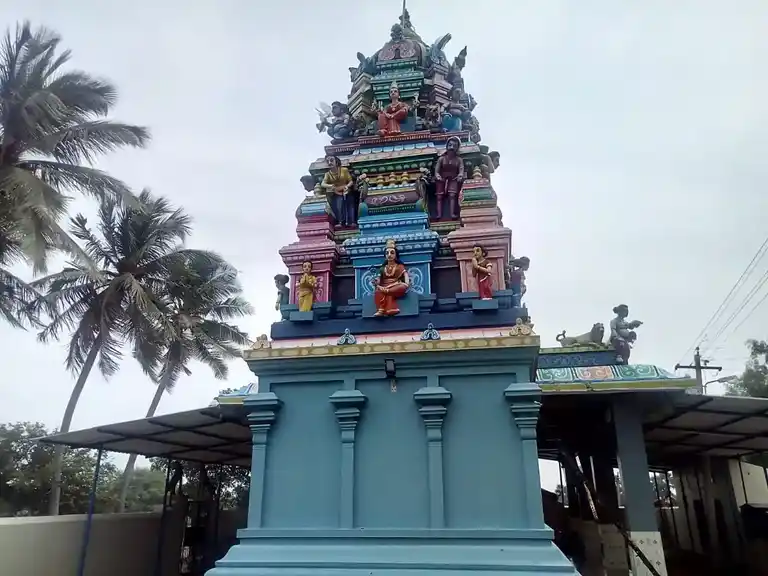 Arulmigu Mariyamman Temple, Vellur - 621316 அருள்மிகு மாரியம்மன் திருக்கோயில், Vellur - 621316, Pudukkottai - Ancient Temple Architecture and History Image 2