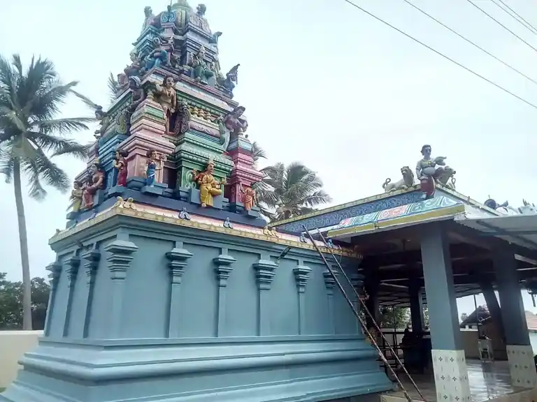 Arulmigu Mariyamman Temple, Vellur - 621316 அருள்மிகு மாரியம்மன் திருக்கோயில், Vellur - 621316, Pudukkottai - Ancient Temple Architecture and History Image 5