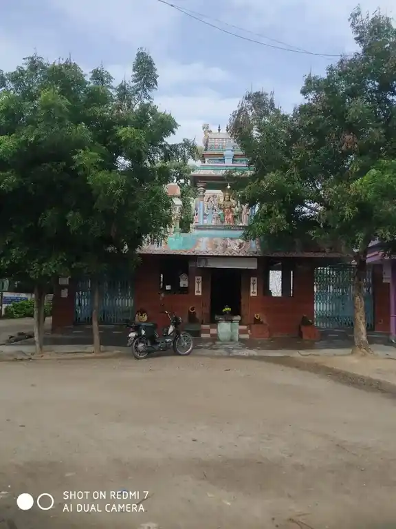 Arulmigu Mariyamman Temple, Velluvadi - 621117 அருள்மிகு மாரியம்மன் திருக்கோயில், Velluvadi - 621117, Perambalur - Ancient Temple Architecture and History Image 2