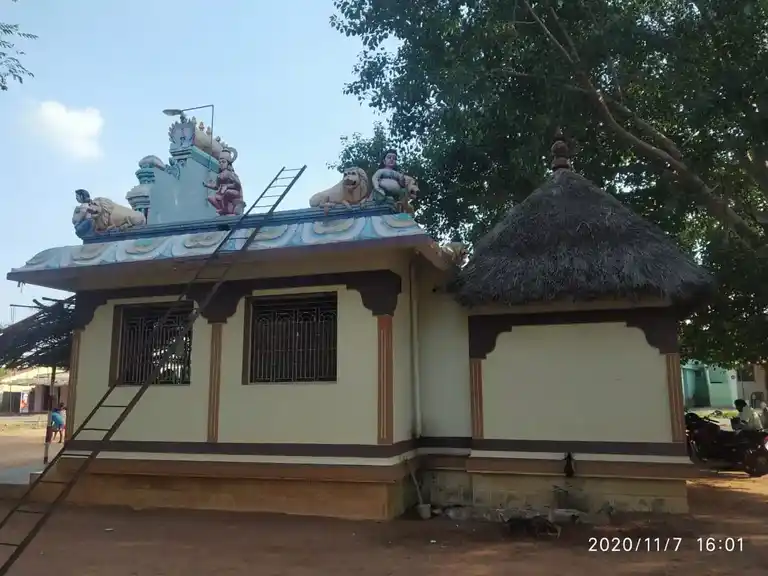 Arulmigu Mariyamman Temple, Vengaikurichi - 621306 Arulmigu Mariyamman Temple, Vengaikurichi - 621306, Thiruchirappalli - Ancient Temple Architecture and History Image 3