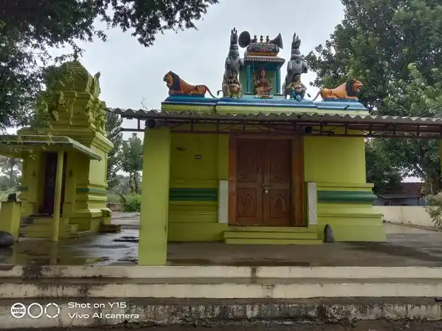 Arulmigu Mariyamman Temple, Vepanatham, K.Vetrapatti - 636902 அருள்மிகு மாரியம்மன் திருக்கோயில், தாமலேரிபட்டி, தாமலேரிபட்டி - 636902, Dharmapuri - Ancient Temple Architecture and History Image 3