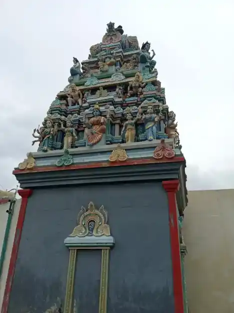 Arulmigu Mariyamman Temple, Vinaitheerthapuram, Elur - 637018 அருள்மிகு மாரியம்மன், விநாயகர் திருக்கோயில், Vinaitheerthapuram, செல்லப்பம்பட்டி - 637018, Namakkal - Ancient Temple Architecture and History Image 3