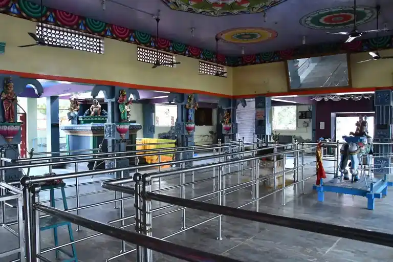 Arulmigu Mariyamman Temple, Viralimalai - 621316 அருள்மிகு மாரியம்மன் திருக்கோயில், விராலிமலை - 621316, Pudukkottai - Ancient Temple Architecture and History Image 5