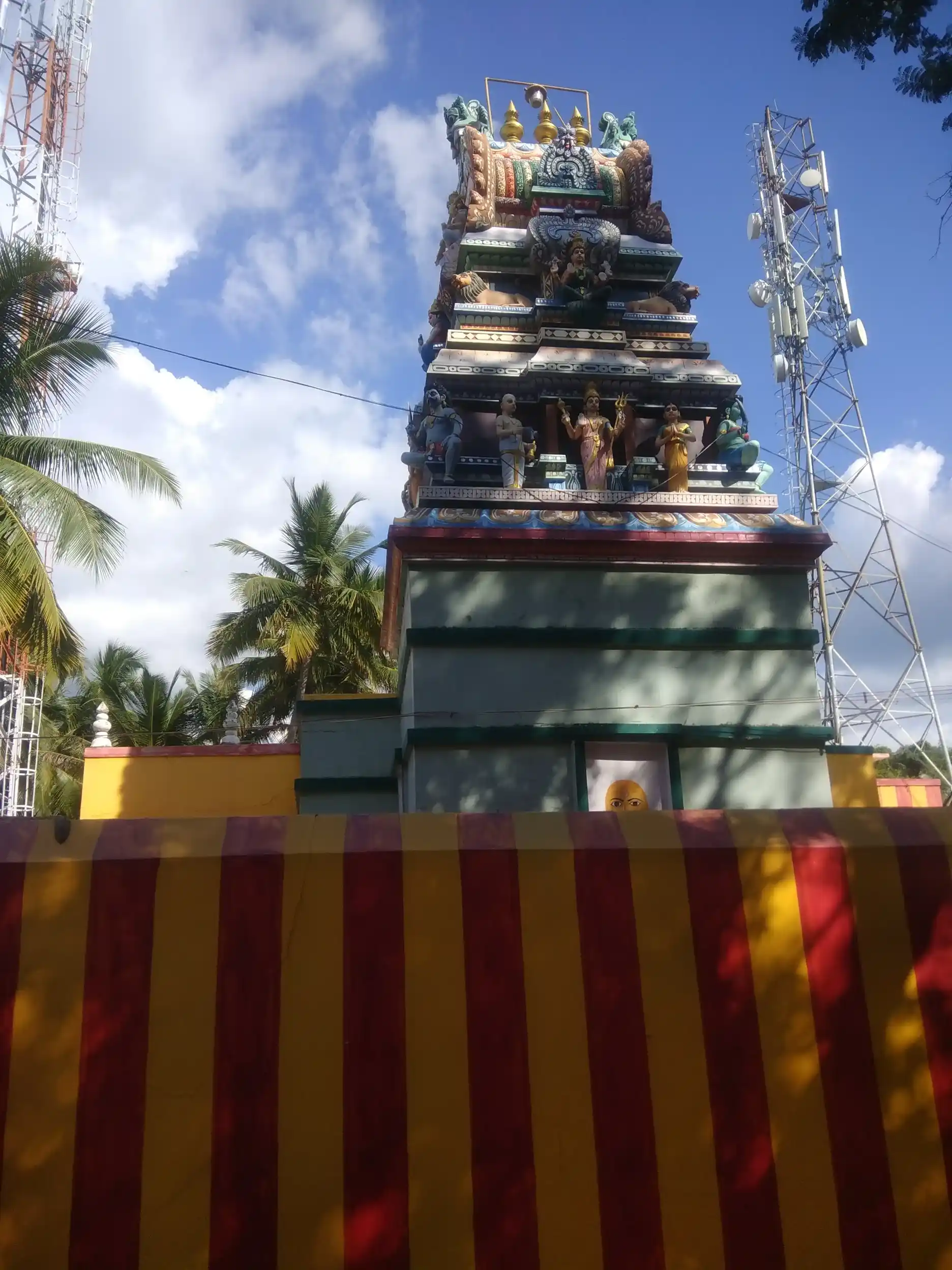 Arulmigu Mariyamman Temple, Vishamangalam - 635652 அருள்மிகு மாரியம்மன் திருக்கோயில், விஷமங்கலம் - 635652, Thirupathur - Ancient Temple Architecture and History Image 3