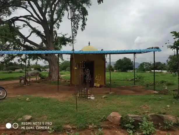 Arulmigu Mariyamman Thimmaraya Swamy Temple, Pikili - 636809 அருள்மிகு திம்மராயசாமி மற்றும் மாரியம்மன் திருக்கோயில், பிகிலி - 636809, Dharmapuri - Ancient Temple Architecture and History Image 2