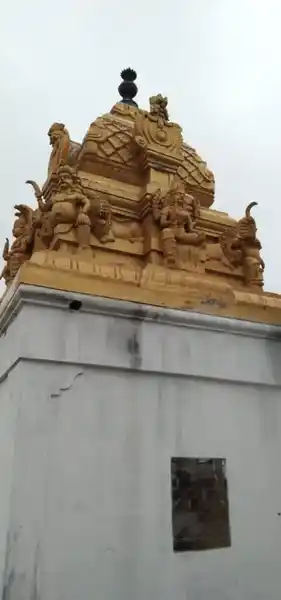 Arulmigu Mariyamman Vinayakar Temple, Nambiyampatti - 636903 அருள்மிகு மாரியம்மன், விநாயகர் திருக்கோயில், நம்பியம்பட்டி - 636903, Dharmapuri - Ancient Temple Architecture and History Image 3
