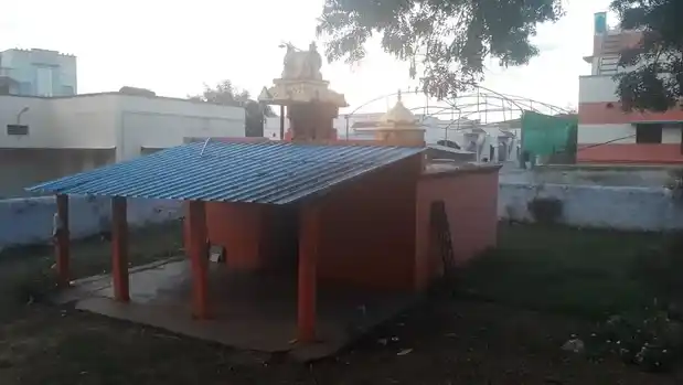 Arulmigu Markandeswarar Temple, Kurubarapalli - 635302 அருள்மிகு மார்கண்டேஸ்வரர் திருக்கோயில், Kurubarapalli - 635302, Krishnagiri - Ancient Temple Architecture and History Image 3