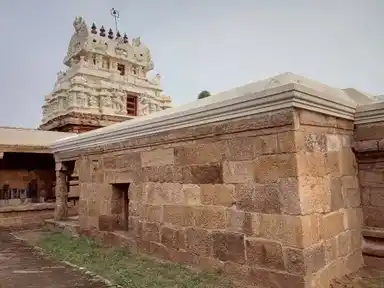 Arulmigu Markapureeswarar Temple, Visalur, Kulathur Taluk - 622502 அருள்மிகு மார்க்கபுரீஸ்வரர் திருக்கோயில், விசலூர், குளத்தூர் வட்டம் - 622502, Pudukkottai - Ancient Temple Architecture and History Image 8