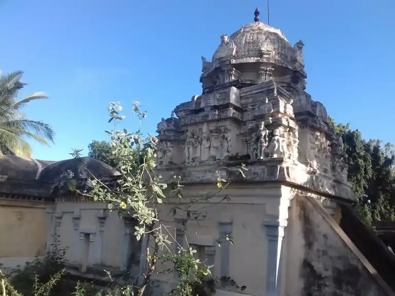 Arulmigu Markasagaeswarar Temple, Nayaganaipiriyal - 621804