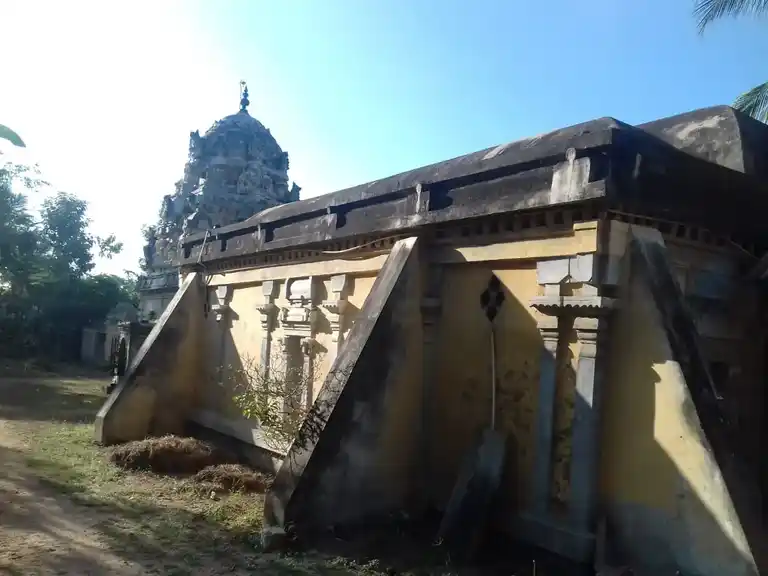 Arulmigu Markasagaeswarar Temple, Nayaganaipiriyal - 621804 அருள்மிகு மார்க்கசகாயீஸ்வரர் திருக்கோயில், Nayaganaipiriyal - 621804, Ariyalur - Ancient Temple Architecture and History Image 3